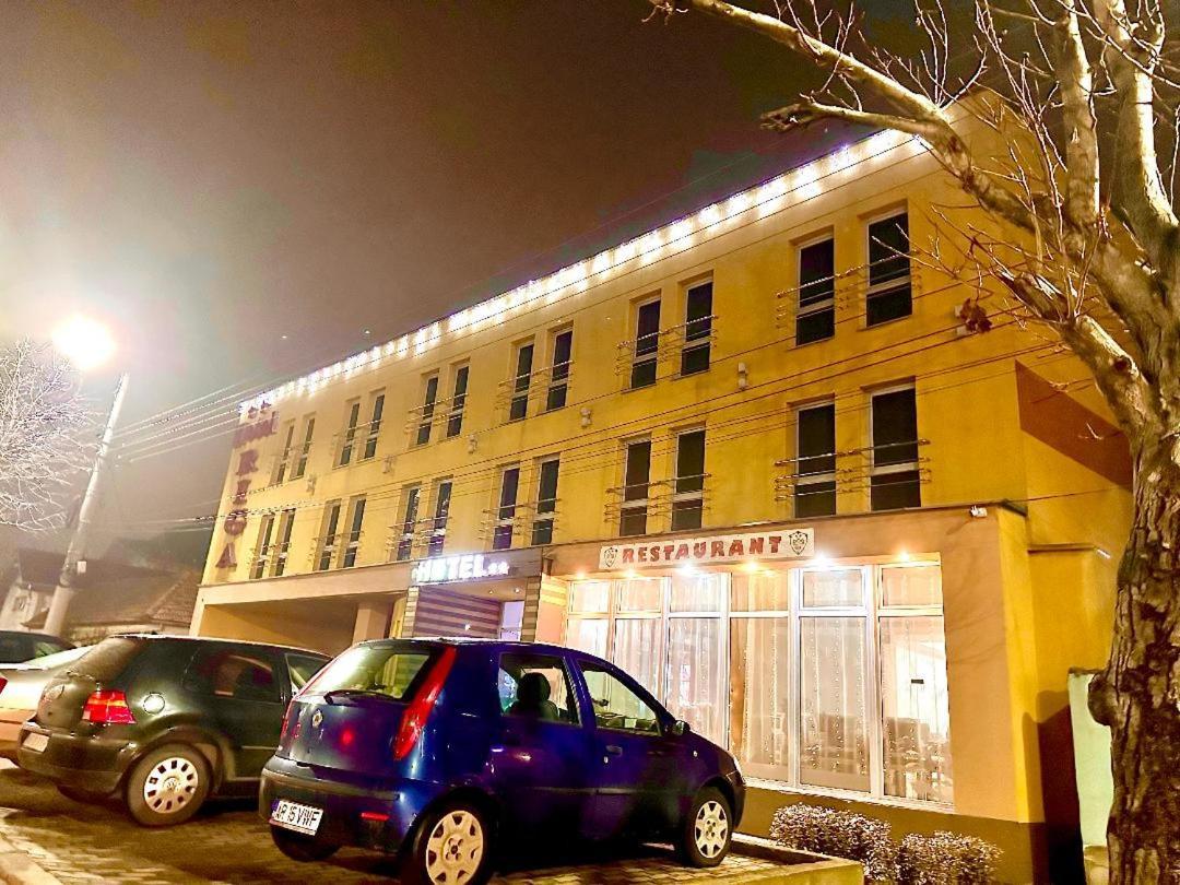 Hotel Riga Arad Exteriör bild